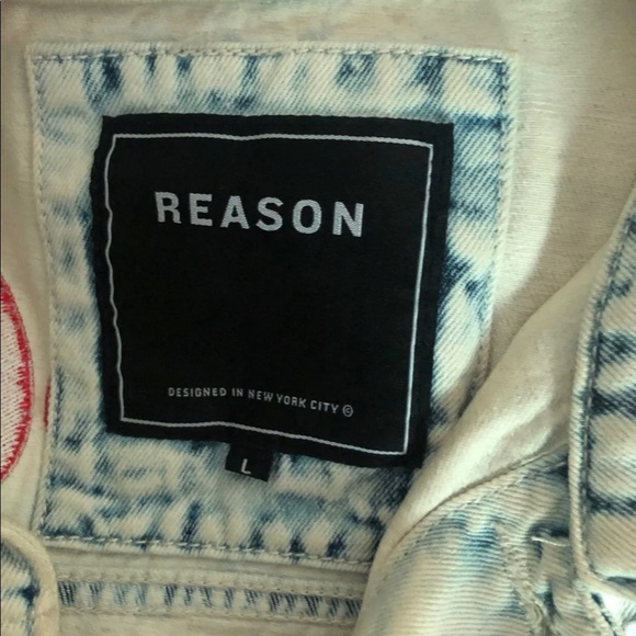 Jean jacket - Picture 2 of 4